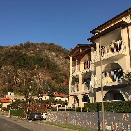 Riva Gabella 1 * Maccagno