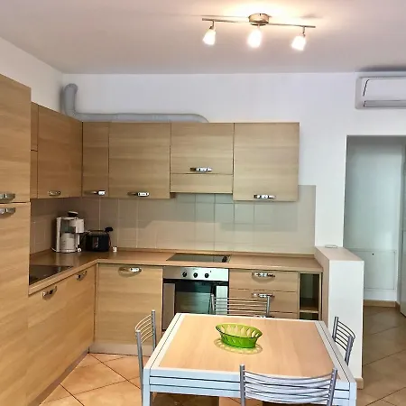 Διαμέρισμα Riva Gabella 1 *